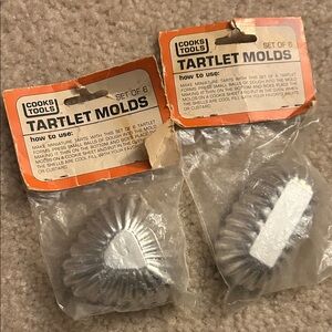 Vintage Cooks Tools Tartlet Molds Set of 6 x 2